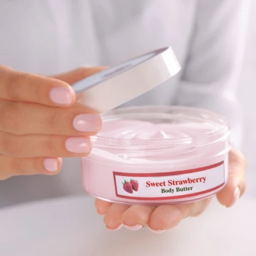 C-Products Sweet Strawberry Body Butter, 250 Gram - C-Products - Image 2