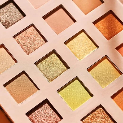 Essence Honey Eye Palette 24 Warm Yellow Shades Makeup Kit for All Occasions Versatile Eye Looks - Essence - Image 3