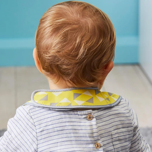 B-Box,Travel Bib Spoon Flexible Soft Bite, Palm Pattern, Adjustable Neck Strap, BPA Free, Phthalate Free, PVC Free, Machine Washable and Folds into Its Own Bag - B.Box - Image 9