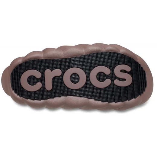 Overpuff Shorty Unisex Winter Boots in Brown, Sizes 36 37. Fleece Lined, Quilted Puff Upper for Warmth and Comfort, Bungee Cord Adjustable, Bold Outsole Design, Weather Protection. - Crocs - Image 7