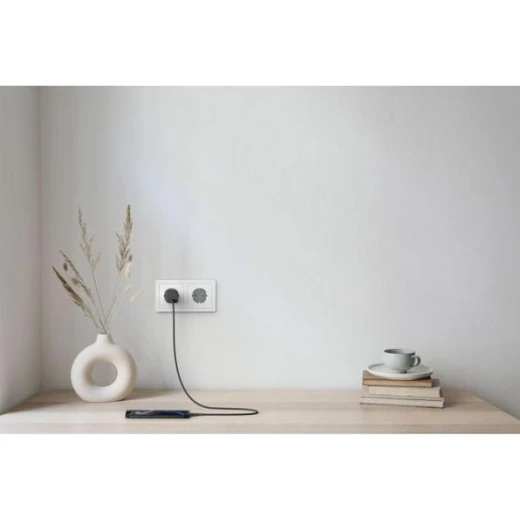 Belkin 25W USB-C Charger: Fast Charging for Smartphones & More - Belkin - Image 3