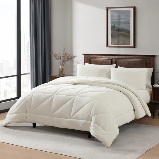 Nova Home Snug Winter Velvet Comforter Set with High Pile Backing - King/Super King - White - Nova Home - Image 3